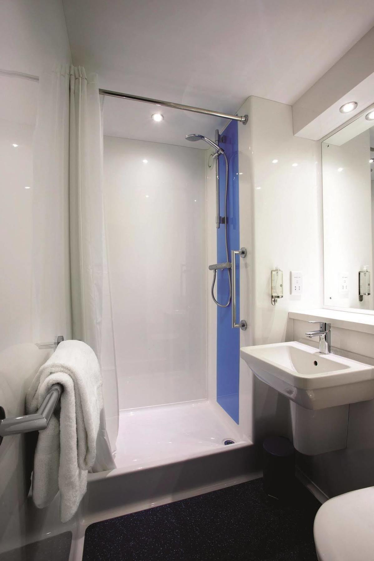 Travelodge Excel Londres Extérieur photo